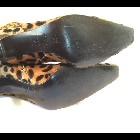 BCBG Leopard Print boots - Picture 6 of 8